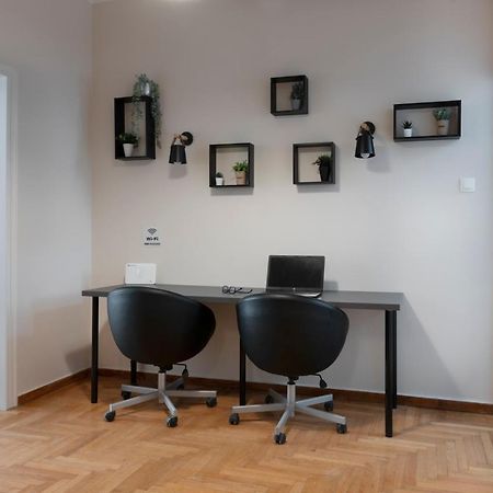 Spacious Central Flat In The Heart Of Athens! ภายนอก รูปภาพ