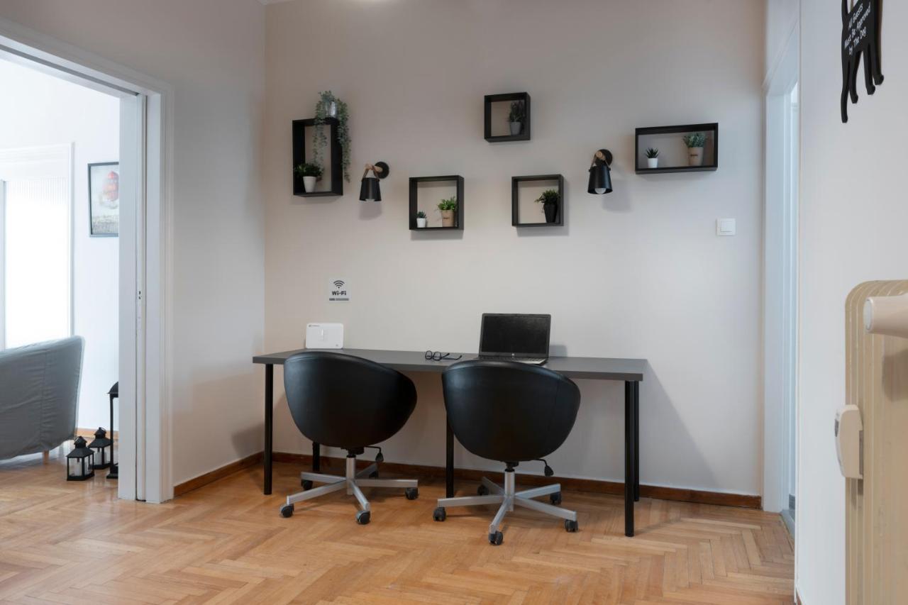 Spacious Central Flat In The Heart Of Athens! ภายนอก รูปภาพ