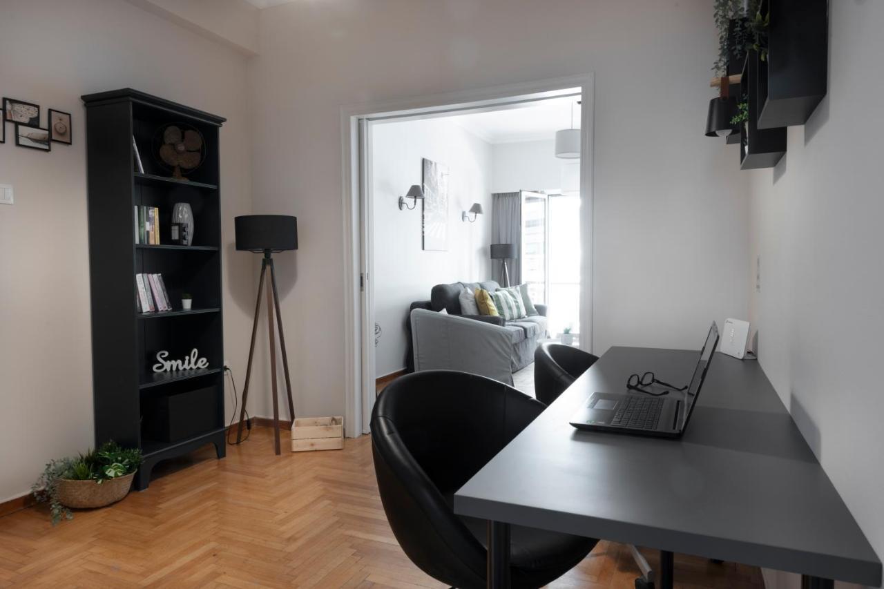 Spacious Central Flat In The Heart Of Athens! ภายนอก รูปภาพ
