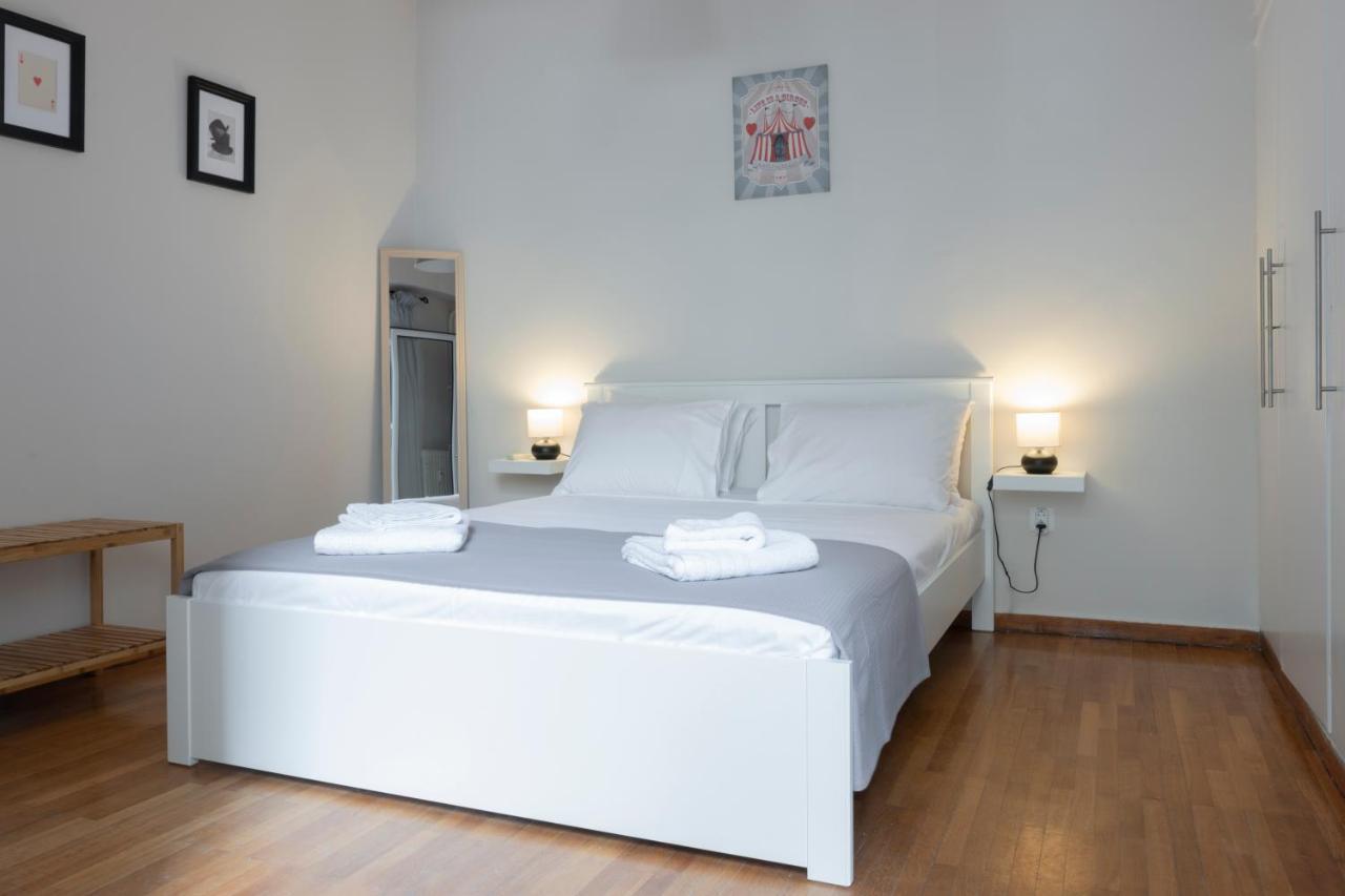 Spacious Central Flat In The Heart Of Athens! ภายนอก รูปภาพ